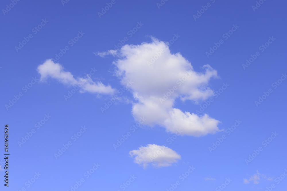 Fototapeta premium White clouds blue sky