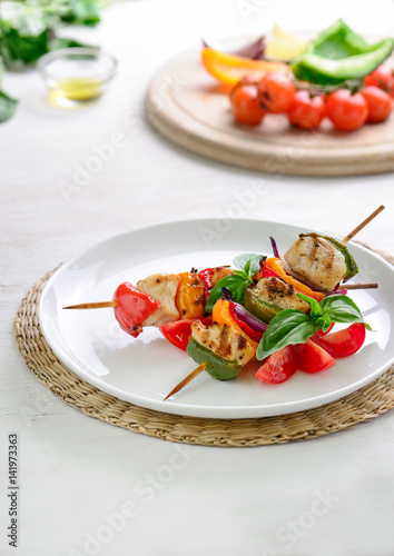 Chicken and vegetables kebabs