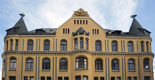 Riga, Meistaru 10, House with cats, Art Nouveau, architect Friedrich Shefler