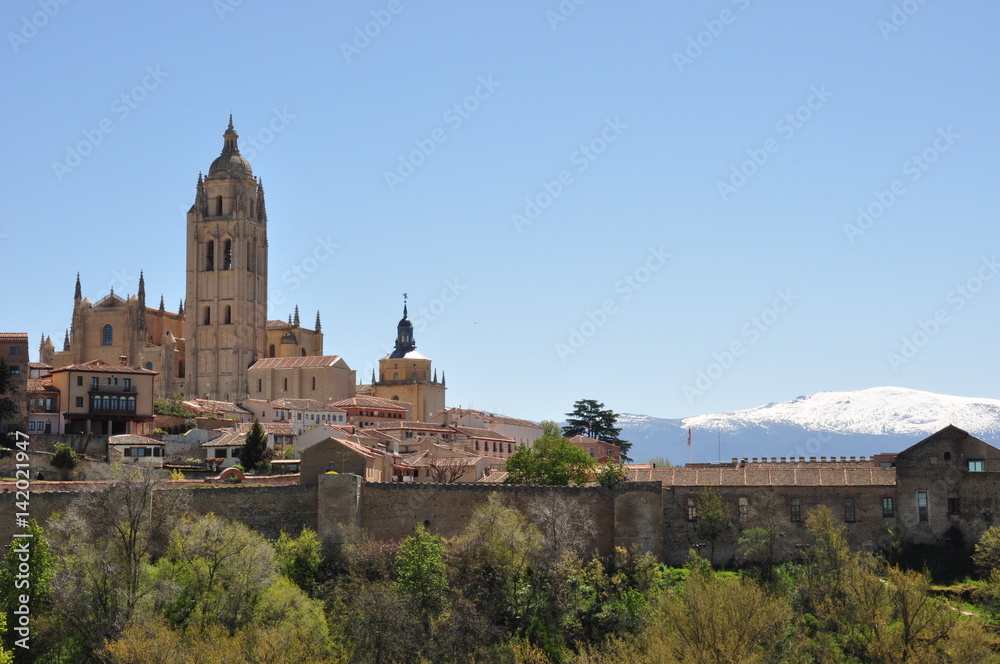 Catedral de Segovia y Sierra
