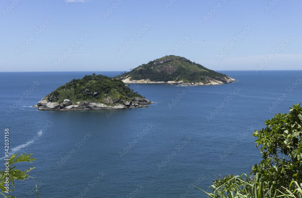 Ilhas no litoral carioca