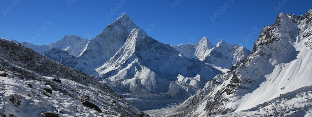 Mount Ama Dablam and other snow covered mountains in the mount Everest National Park.