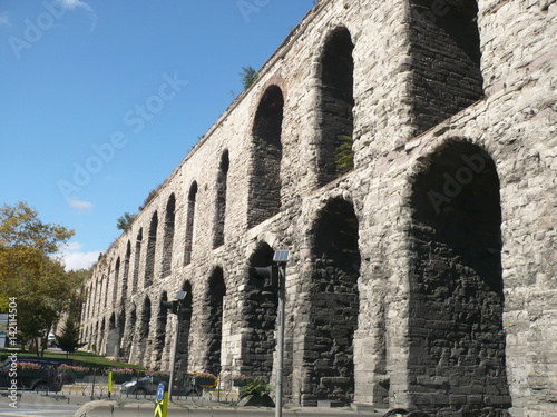 Canvas Print Valens aqueduct in Istanbul