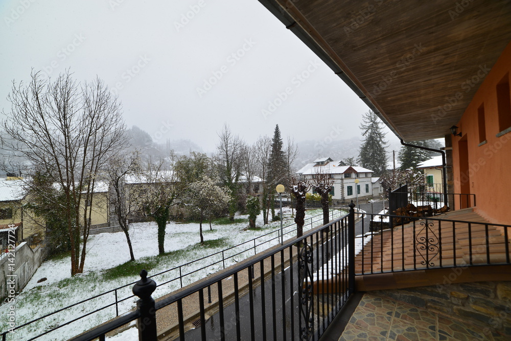 Nevando en marzo