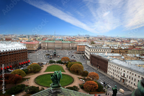 Aerial view of St Petersbourg / St Isaak"s Square