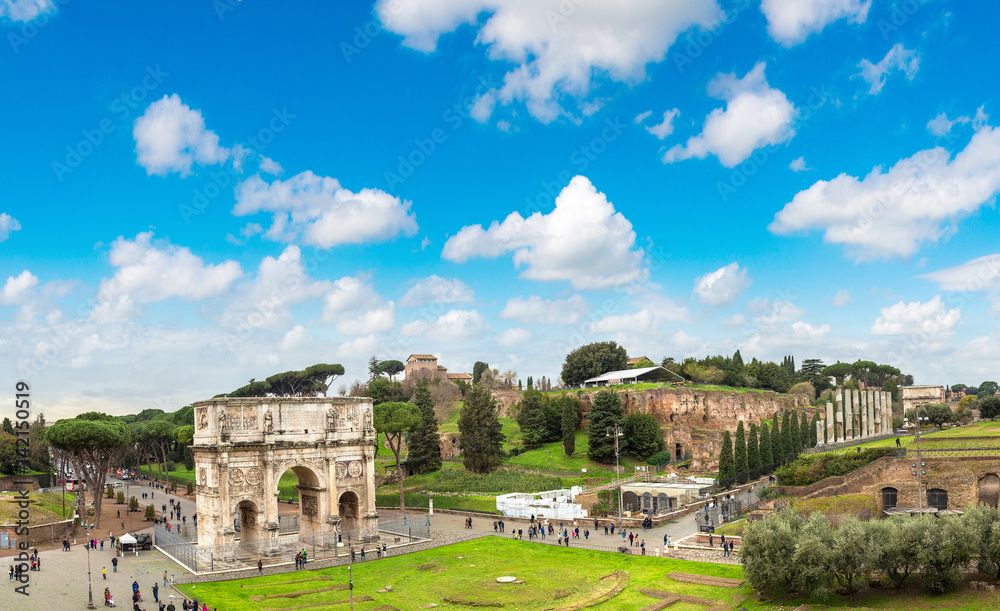 Fototapeta premium Ancient ruins of Forum in Rome