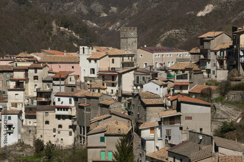 Centro storico del borgo medievale di Vallepietra in Lazio