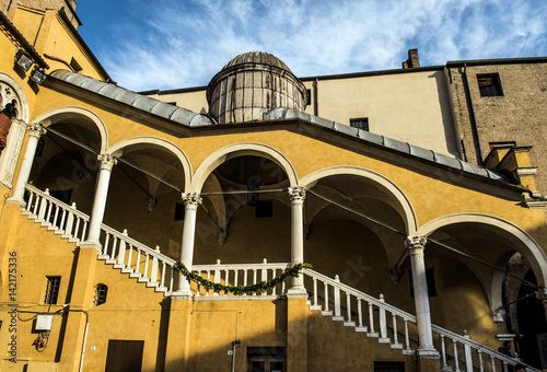 Quadrato di municipio a Ferrara, Italia