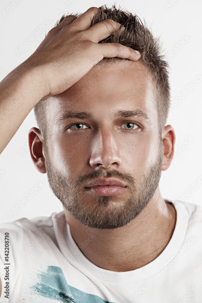 Obraz premium Close up portrait of a very handsome man