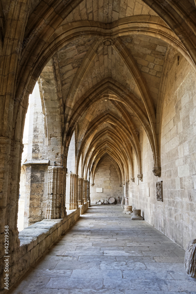 Cloître cathédrale Saint-Nazaire Celse