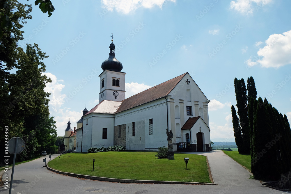 Fototapeta premium Church of Holy Trinity in Velika Nedelja, Slovenia 