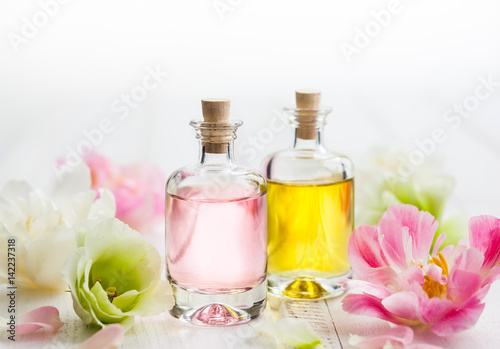 Essential aroma oil
