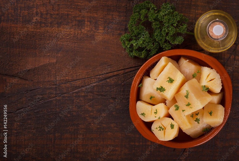 Manihot esculenta (cassava, yuca, manioc, mandioca, Brazilian arrowroot)