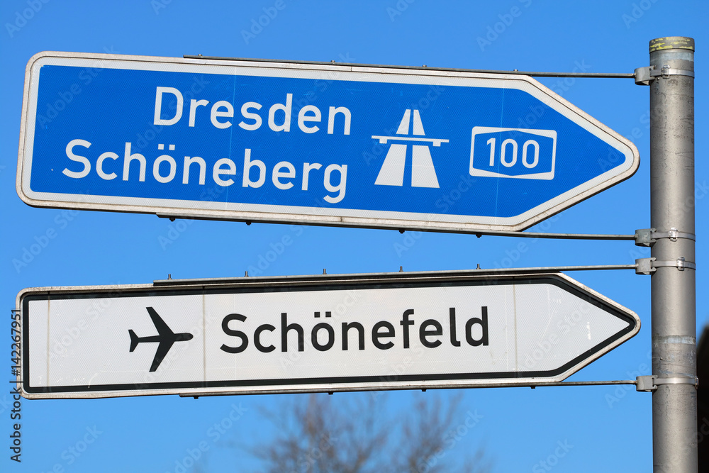 Wegweiser Schönefeld Dresden Autobahn Wegweiser Schönefeld Dresden Autobahn
