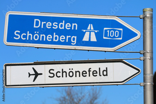 Wegweiser Schönefeld Dresden Autobahn