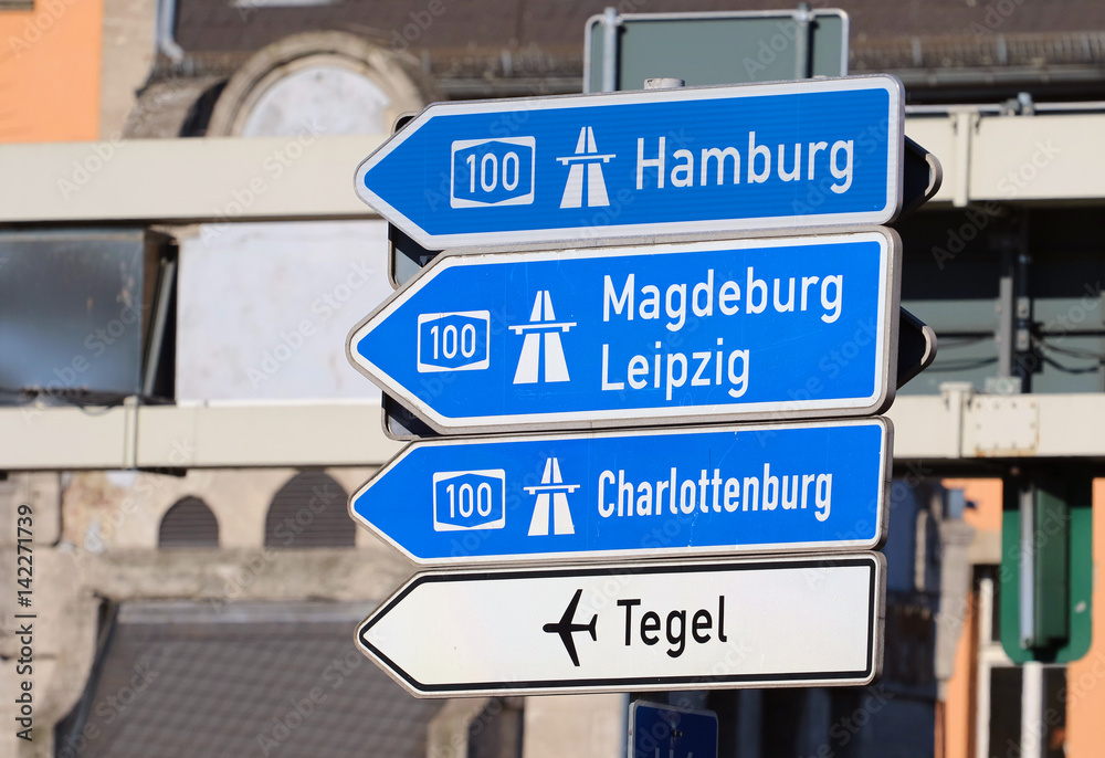 Wegweiser Autobahn Tegel Hamburg Magdeburg Leipzig Wegweiser Autobahn Tegel Hamburg Magdeburg Leipzig