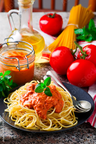 Spaghettini with Rosy-red Sauce