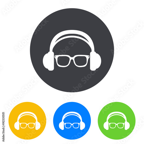 Icono plano auriculares con gafas en circulo varios colores