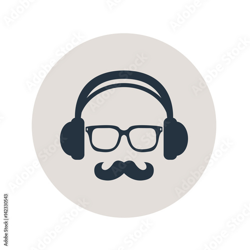 Icono plano auriculares con gafas y bigote en circulo gris