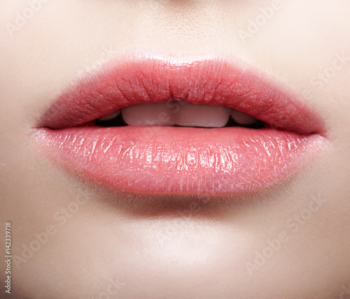 Female pink plump lips makeup