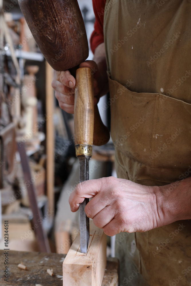 Obraz premium Carpenter at work