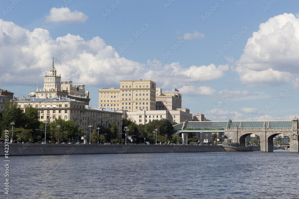 A bridge across the Moscow River
