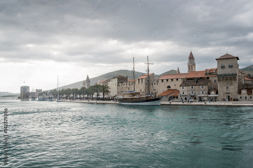 Fototapeta premium Trogir - before the storm, Croatia