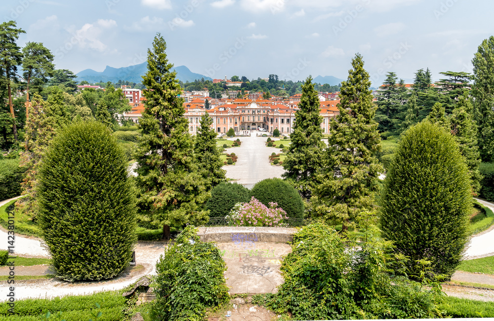 Fototapeta premium Gardens of Estense Palace (Palazzo Estense), is one of the most popular place of Varese, Lombardy, Italy.