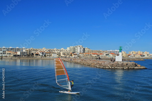 Carnon, Station balnéaire et port de plaisance à proximité de Montpellier photo