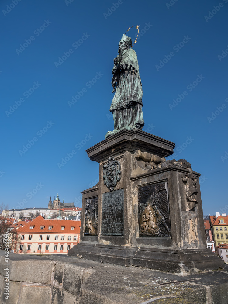 Fototapeta premium St. John of Nepomuk Statue