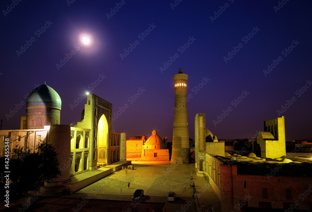 Madrasah Mir-i-Arab and Kalyan Minaret in Bukhara. Uzbekistan Madrasah Mir-i-Arab and Kalyan Minaret in Bukhara. Uzbekistan
