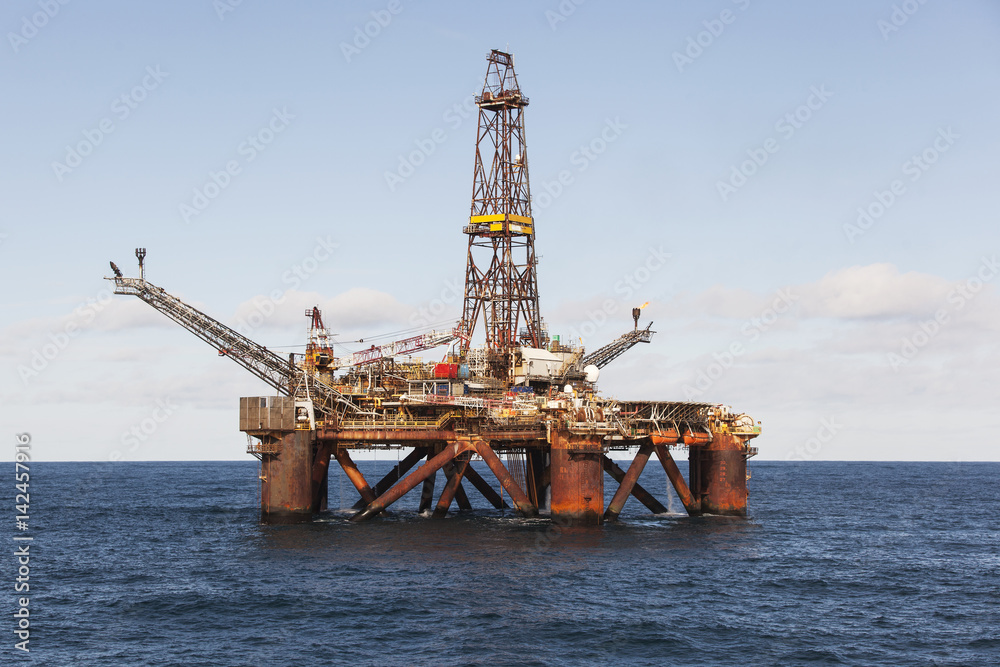 Offshore oil installation