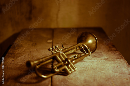 Canvas Print A trumpet playing jazz