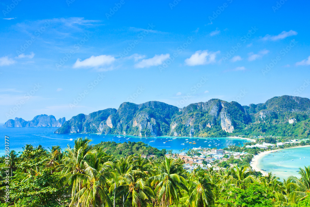 Fototapeta premium Top view of Phi-Phi island in Krabi province of Thailand