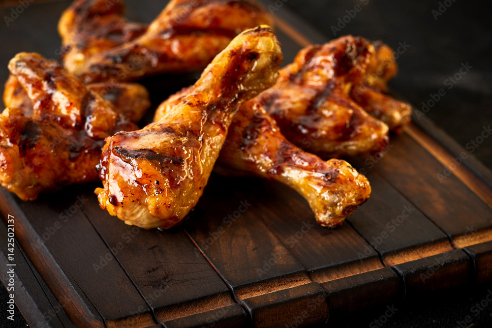 Delicious spicy marinated chicken wings Delicious spicy marinated chicken wings