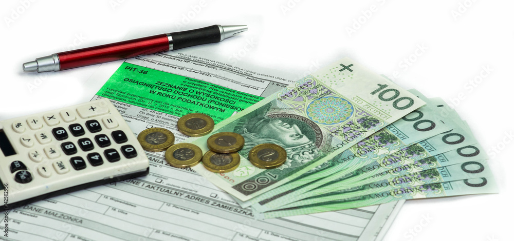 PIT podatek - formularz deklaracji podatkowe, pieniądze i długopis - obrazy, fototapety, plakaty 