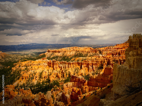 Bryce Canyon National Park, a sprawling reserve in southern Utah, is known for crimson-colored hoodoos, which are spire-shaped rock formations.