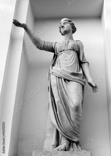 Statue of Latona.