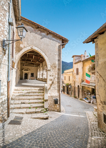 Fototapeta Naklejka Na Ścianę i Meble -  Scenic sight in Sermoneta, medieval village in Latina Province, Italy