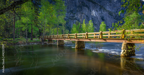 Canvas-taulu Cooks Meadow Bridge