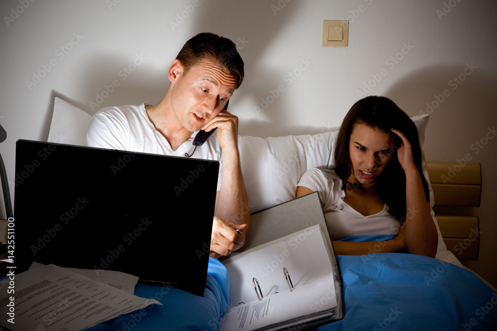 This Couple Is Fighting Because He's Working Too Much This Couple Is Fighting Because He's Working Too Much