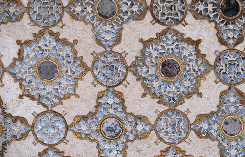 Detail of the mirrored ceiling in the Mirror Palace at Amber Fort in Jaipur, Rajasthan, India © zatletic