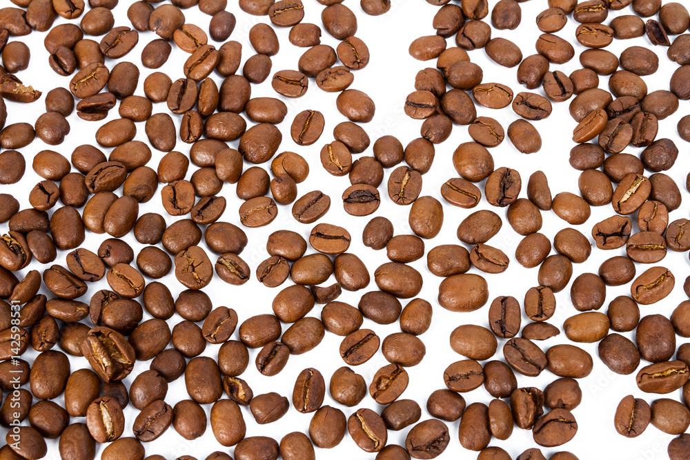 Obraz premium Line of roasted coffee beans