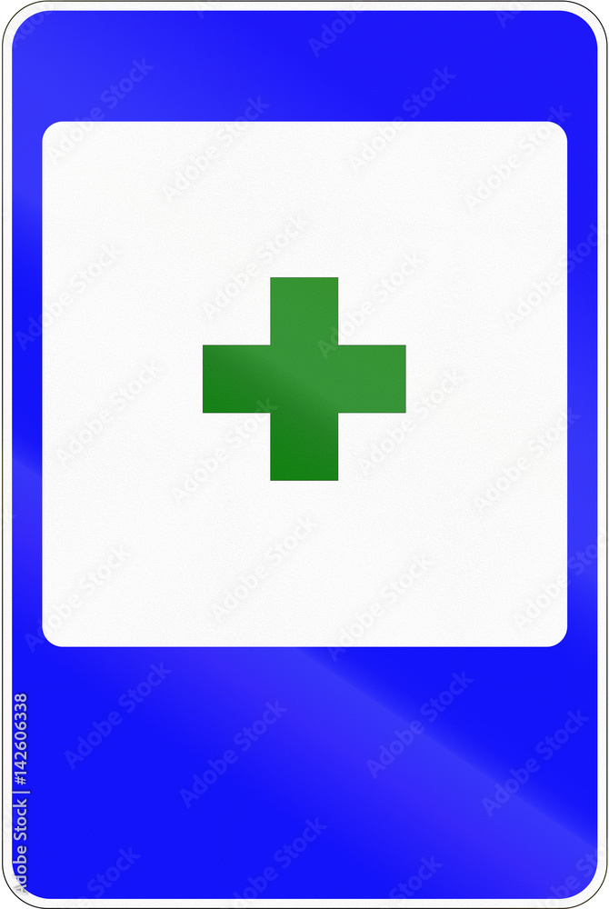 Obraz premium Belarusian informational road sign - First aid