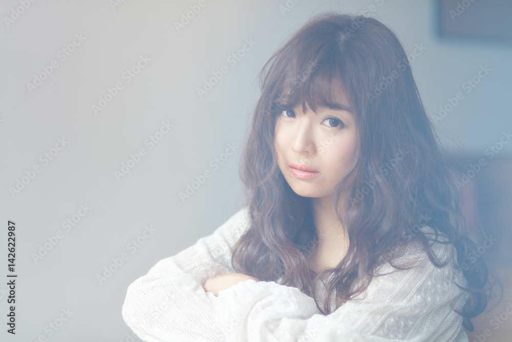 爽やかな女性 Stock 写真 Adobe Stock