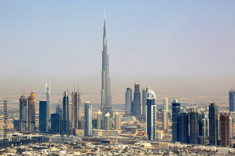 Naklejka premium Widok z lotu ptaka Dubai Burj Khalifa Downtown z lotu ptaka