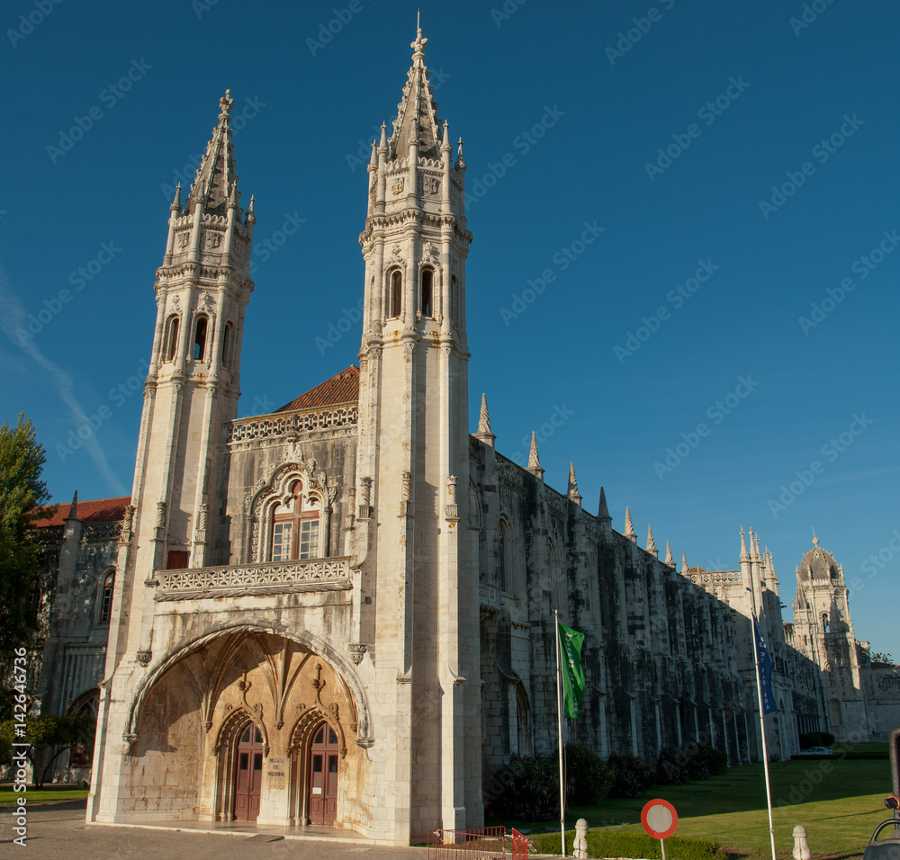 Fototapeta premium mosteiro dos jeronimos in Lisbon