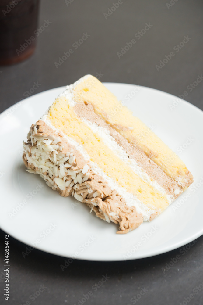 Caramel cake Caramel cake
