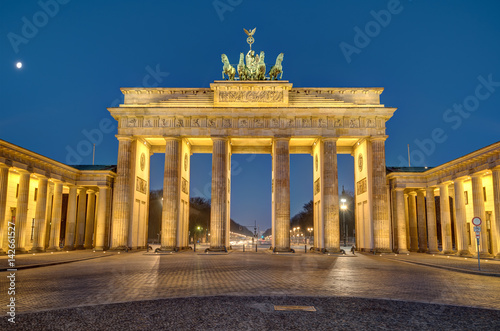 The famous Brandenburg Gate in Berlin at night