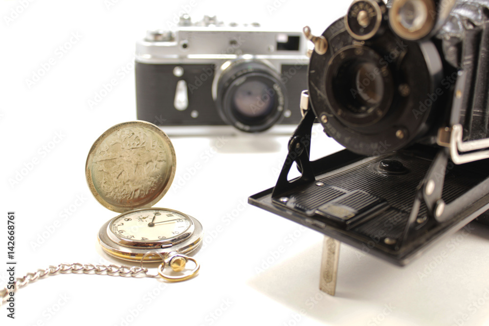 Old cameras and clock 